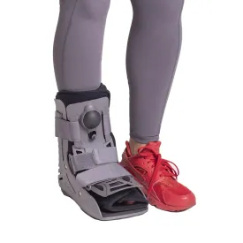 Ultra Light Air Short Walking Boot  Full-Shell Pneumatic Orthopedic Boot for Foot & Ankle Fractures, Sprains, Achilles Injury Recovery PDAC L4360/L4361  Size Small (US Shoe Men